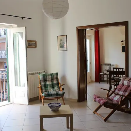 Casa Guardione Centro Apartment *